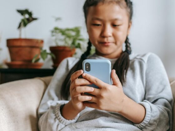 Penggunaan Gadget: Antara Berkat dan Ancaman