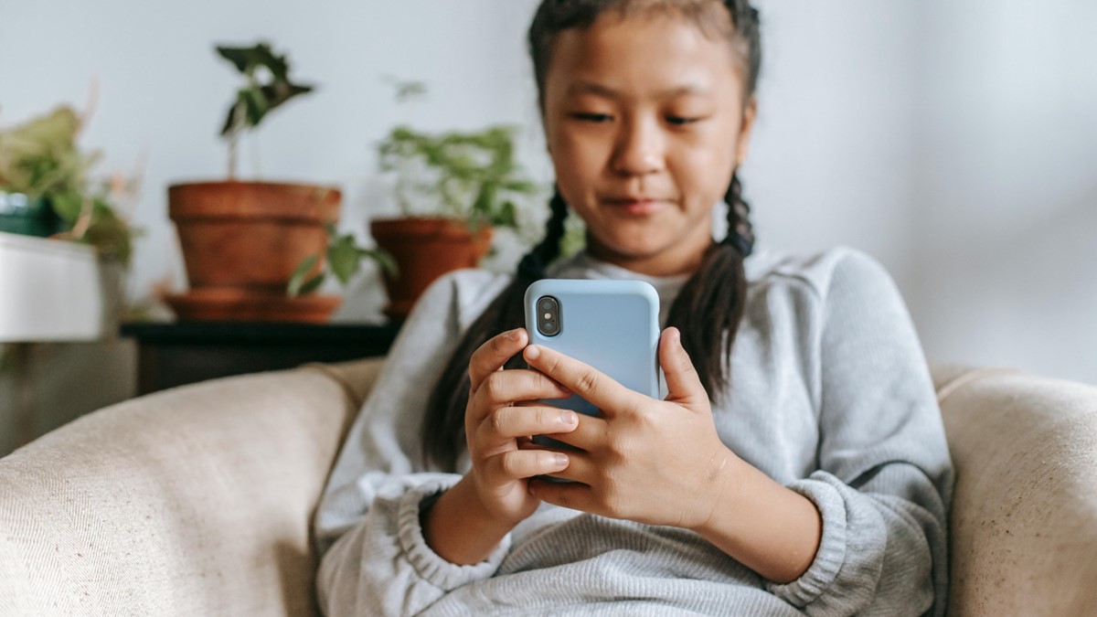 Penggunaan Gadget: Antara Berkat dan Ancaman