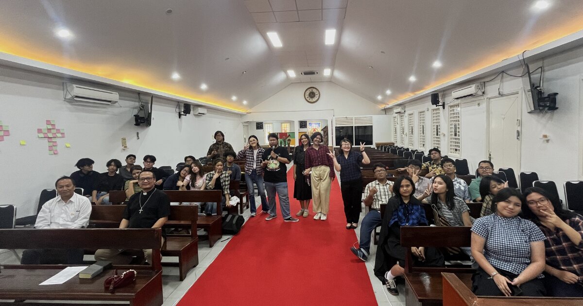 Ibadah Penyambutan Komisi Remaja ke Komisi Pemuda