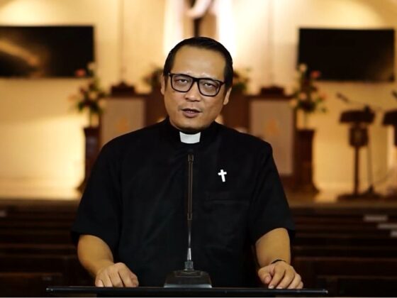 Belajar Rendah Hati dan Sabar: Pelajaran dari Amsal 18:12